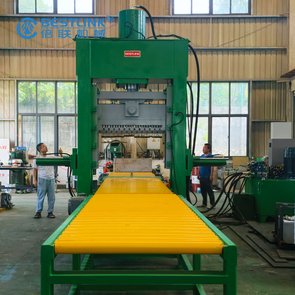 Máquina cortadora de piedra hidráulica BESTLINK Factory de 320 toneladas para granito de mármol